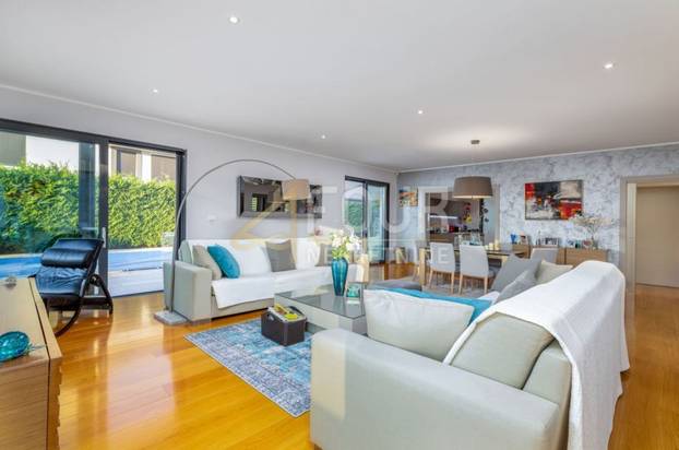 Vrijedi li pogled na Brijune iz svog bazena baš ovoliko? Evo što još nudi vila u Fažani...