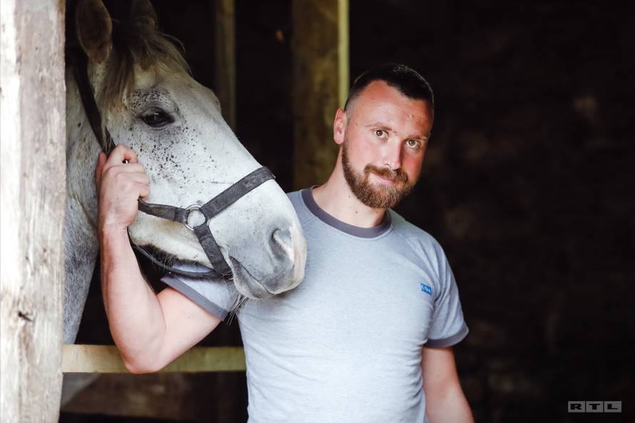 Samobor, 09.06.2020 - Jurica Sasa Zivoder, kandidat RTL-ove emisije Ljubav je na selu