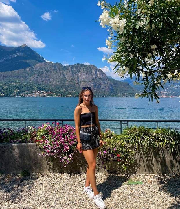 FOTO Jutta u reprezentaciji ima veliku konkurenciju! Femke Kok parira na utrkama i u tangicama