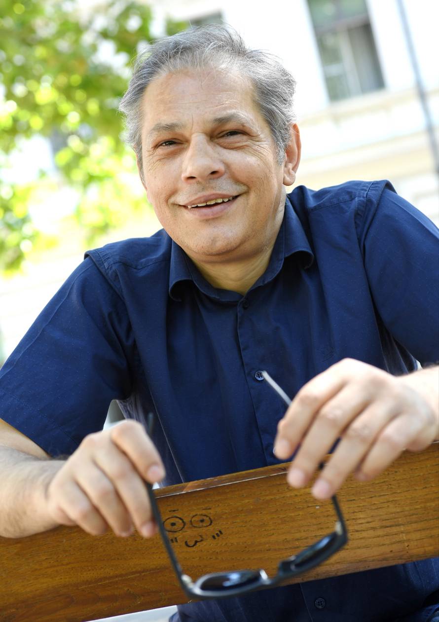 Glumac Slaven Knezović: 'Kći u 45. godini uljepšala mi je život'