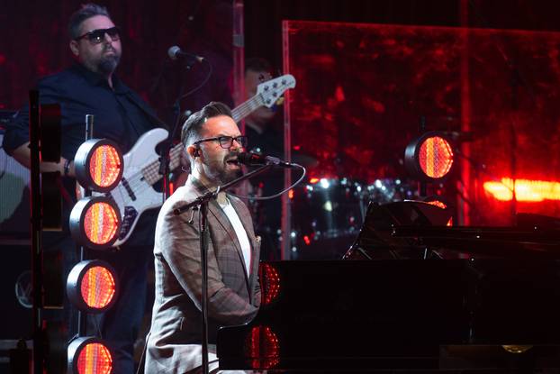 Zagreb: Petar Grašo koncertom u Lisinkom obilježio 30 godina karijere