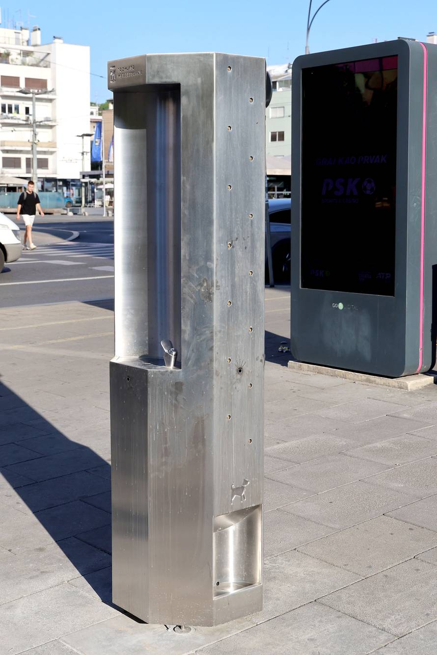 Zagreb: Na Kvaternikovom trgu postavljena javna česma