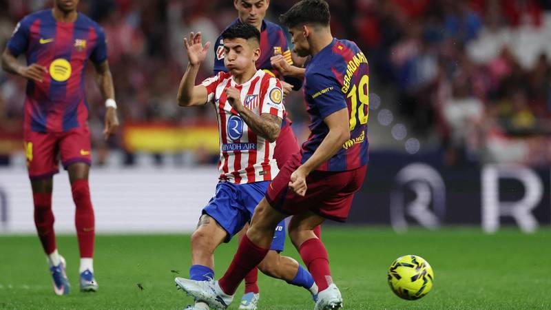 VIDEO Pogledajte oštar start Martina i kontroverznu odluku suca. Simeone je pobjesnio