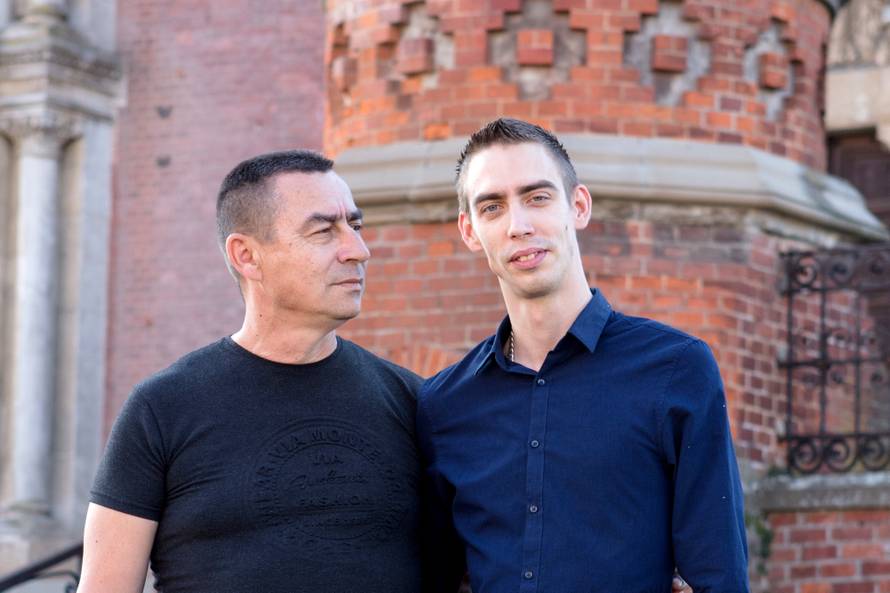 'Progonili su nas kao životinje, svog sina sam nosio u rancu...'