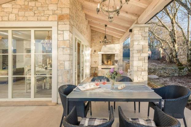 FOTO Pogledajte luksuznu vilu, rentaju je Tarik i Lejla Filipović