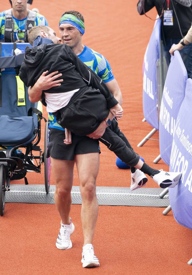 Rob Burrow Leeds Marathon 2023