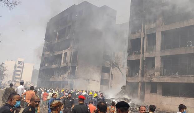 (SpotNews)INDIA GUJARAT AHMEDABAD PLANE CRASH