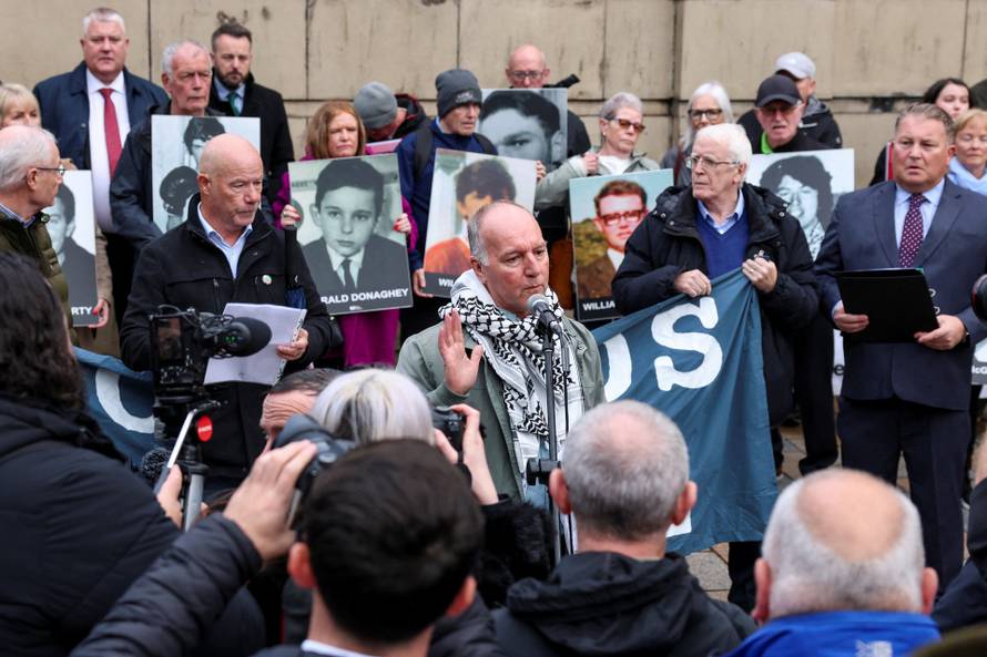 Trial of ex-British soldier 'Soldier F' over Bloody Sunday killings begins in Belfast