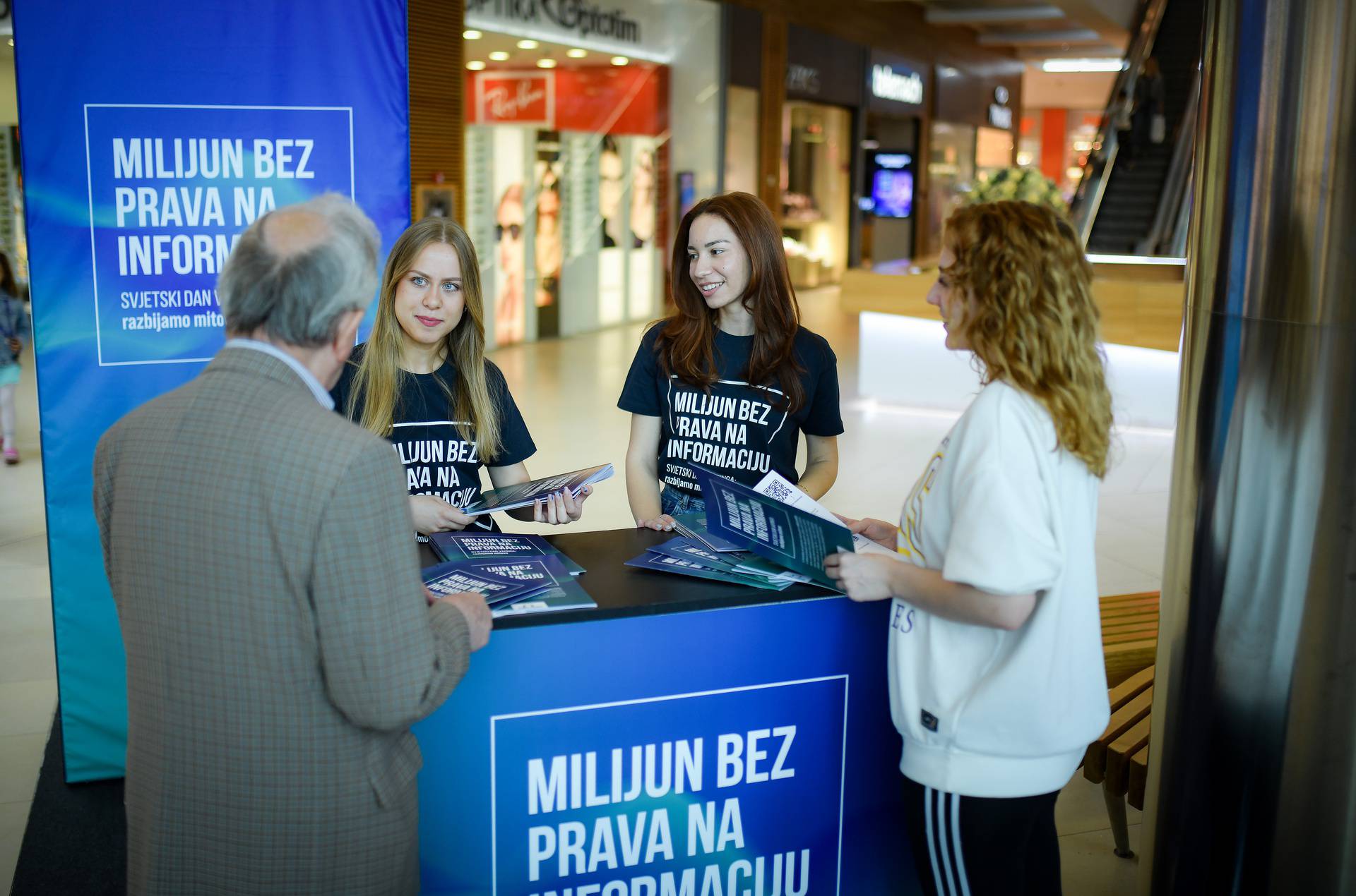 Zagreb: Održan "vapers chat"povodom Svjetskog dana vejpinga