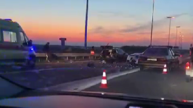 VIDEO Sudar tri vozila na A3 kod Popovače: Vozi se zaustavnim trakom, stvorila se i kolona