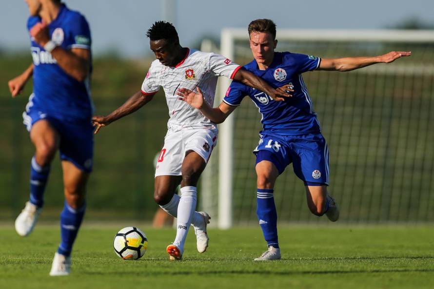 U jedinoj subotnjoj utakmici 2. kola Prve HNL nogometaši Gorice i Slaven Belupa odigrali su 3:3 