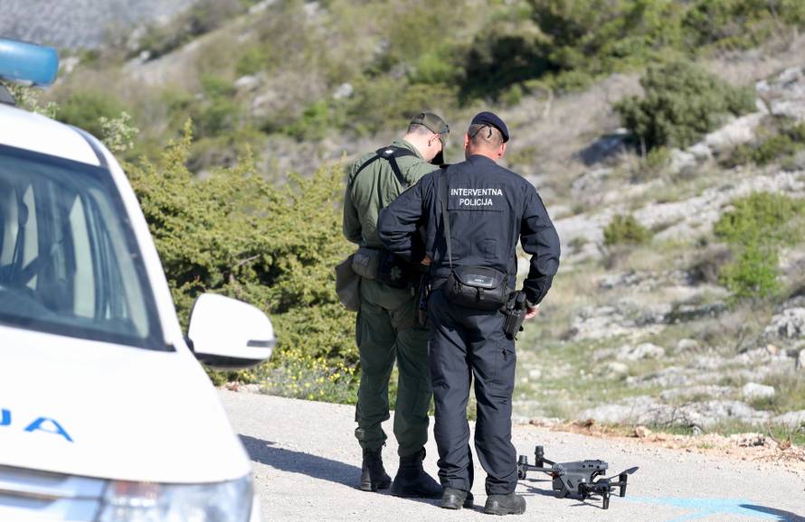 Jezivi detalji teškog ubojstva u Splitu: Tijelo su vozili kolicima pa zapalili. Optužena dvojica!