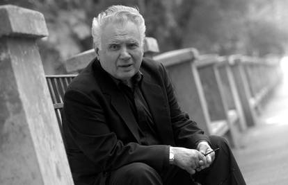 Preminuo je Ivo Štivičić, naš veliki dramaturg i autor kultne TV serije 'Kuda idu divlje svinje'