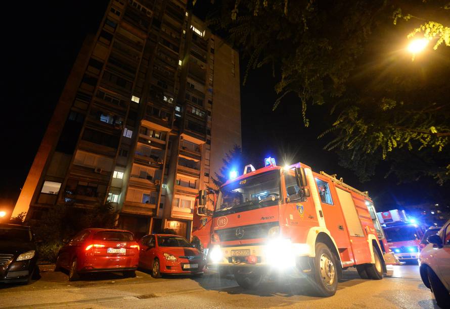 Zagreb: Vatrogasci ugasili požar u zgradi u naselju Dugave