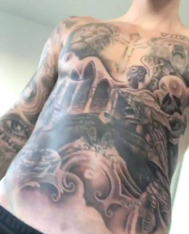 Evo kako izgleda Bieberovo tijelo nakon sto sati tetoviranja