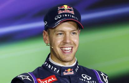 Pole-position za Sebastiana Vettela, Nico Rosberg drugi...