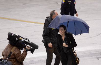 Angelina je uranila jedan dan: Jolie je opet stigla u Sarajevo