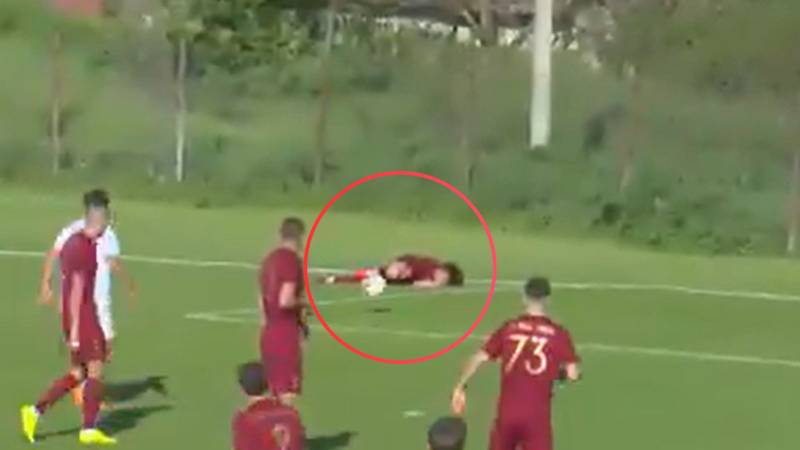 VIDEO Ovo sigurno još niste vidjeli! Pogledajte jedan od najbizarnijih autogolova ikad