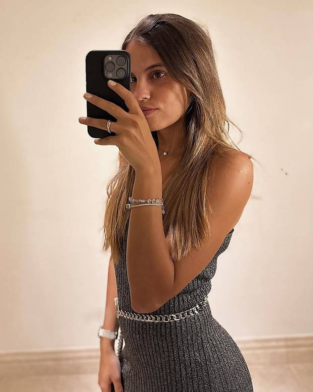 FOTO O potezu njenog momka bruji cijeli svijet. Ona je bivša hokejašica, ali i profesorica...