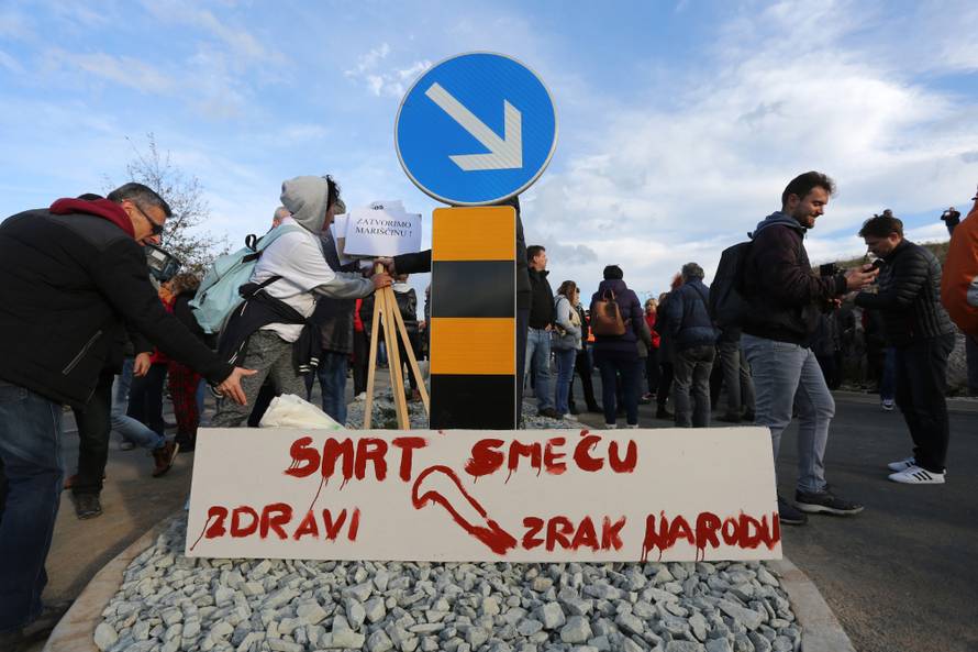 Krizni eko stožer Ćoriću: Hitno zatvorite Marišćinu, sve smrdi