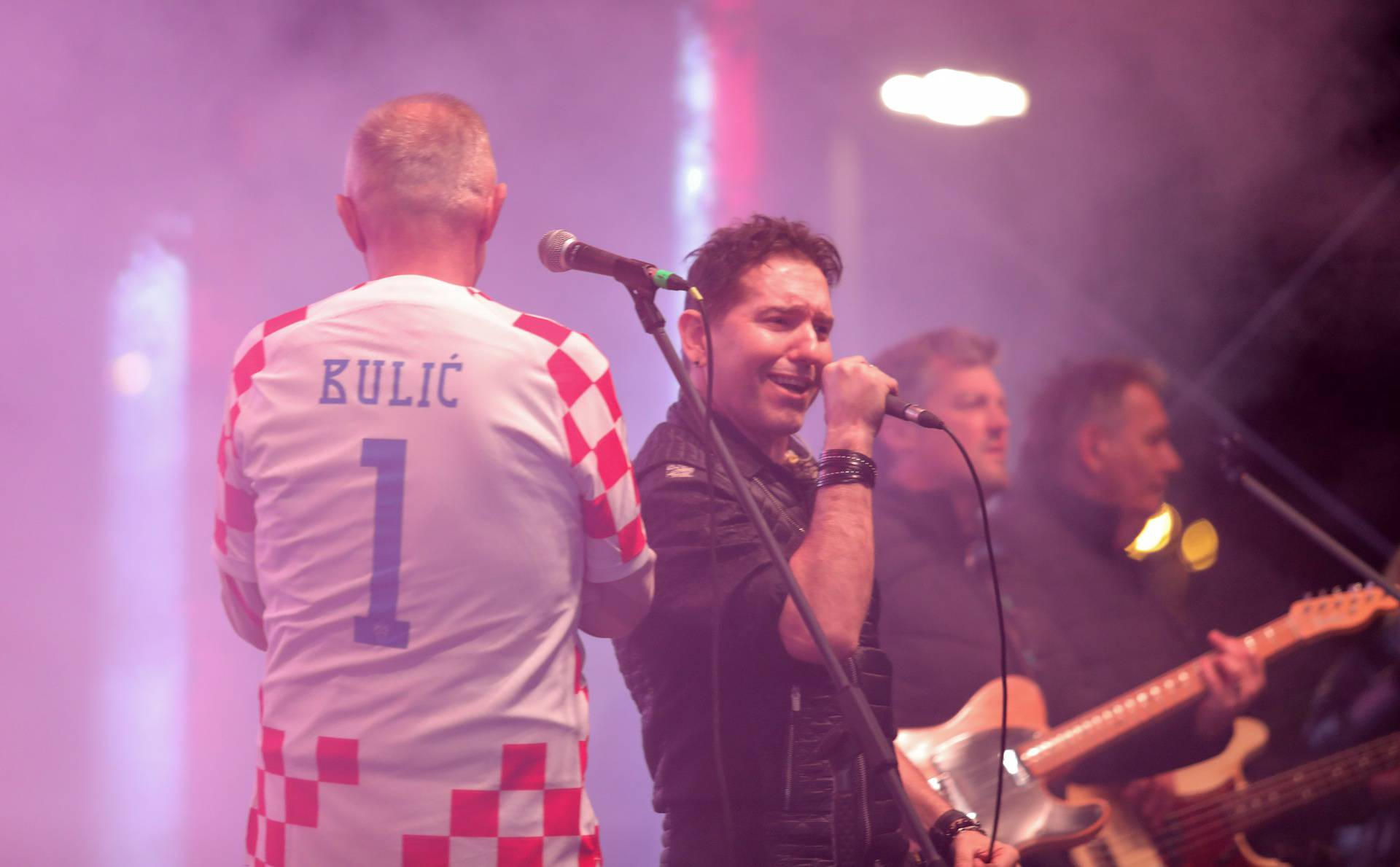 Zagreb: Fan zona kod stadiona u Maksimiru uz zabavni sadržaj uoči utakmice Hrvatska - Armenija