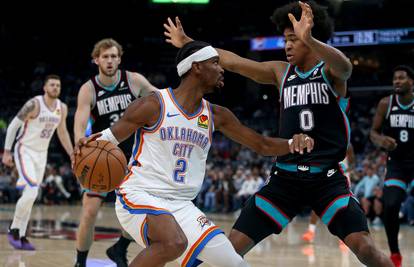 MVP predvodio prvake do još jednog preokreta, Knicksi srušili Brooklyn u njujorškom derbiju