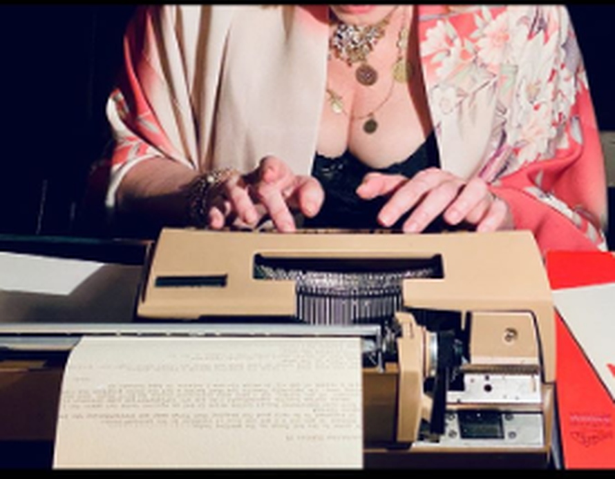 Madonna se 'bacila' na pisanje: 'Ova karantena mi teško pada'