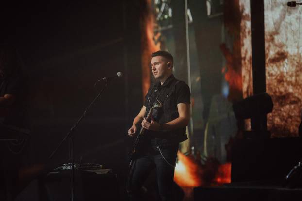 FOTO Pogledajte atmosferu s prvog koncerta Thompsona na prepunim splitskim Gripama