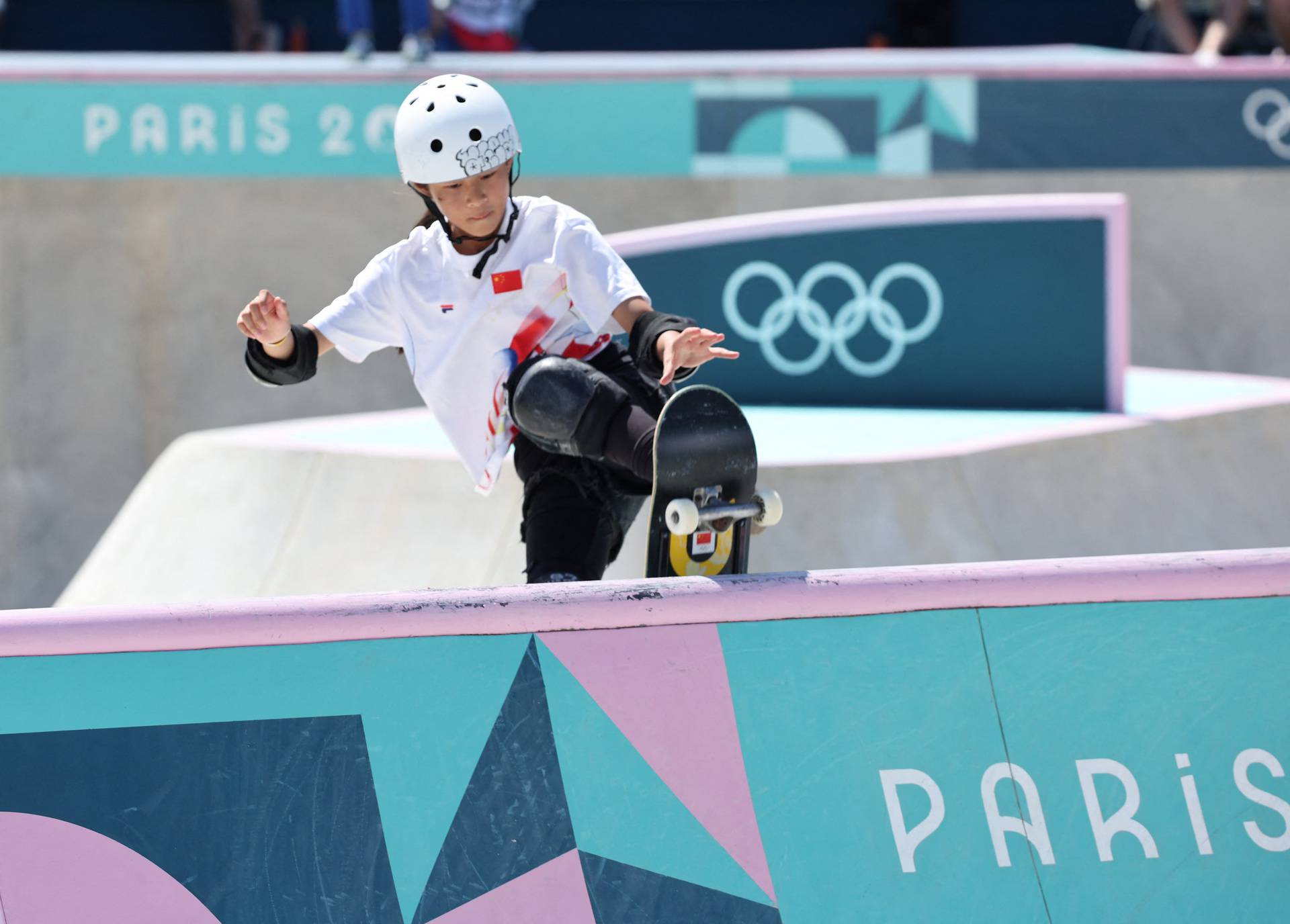 Skateboarding - Women's Park Prelims