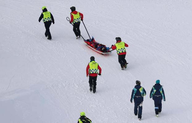 Snowboard - Women's Snowboard Halfpipe Qualification
