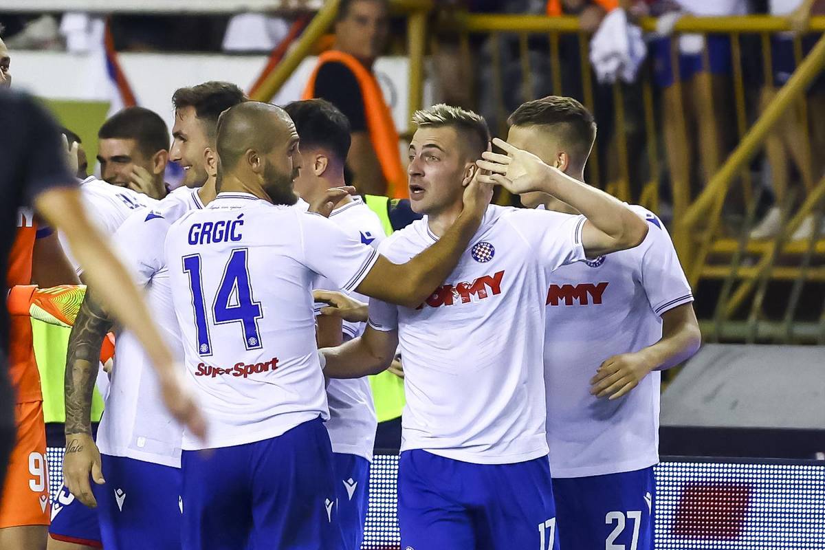 HNK Hajduk Split on X: Kraj prvog dijela na Poljudu: Hajduk