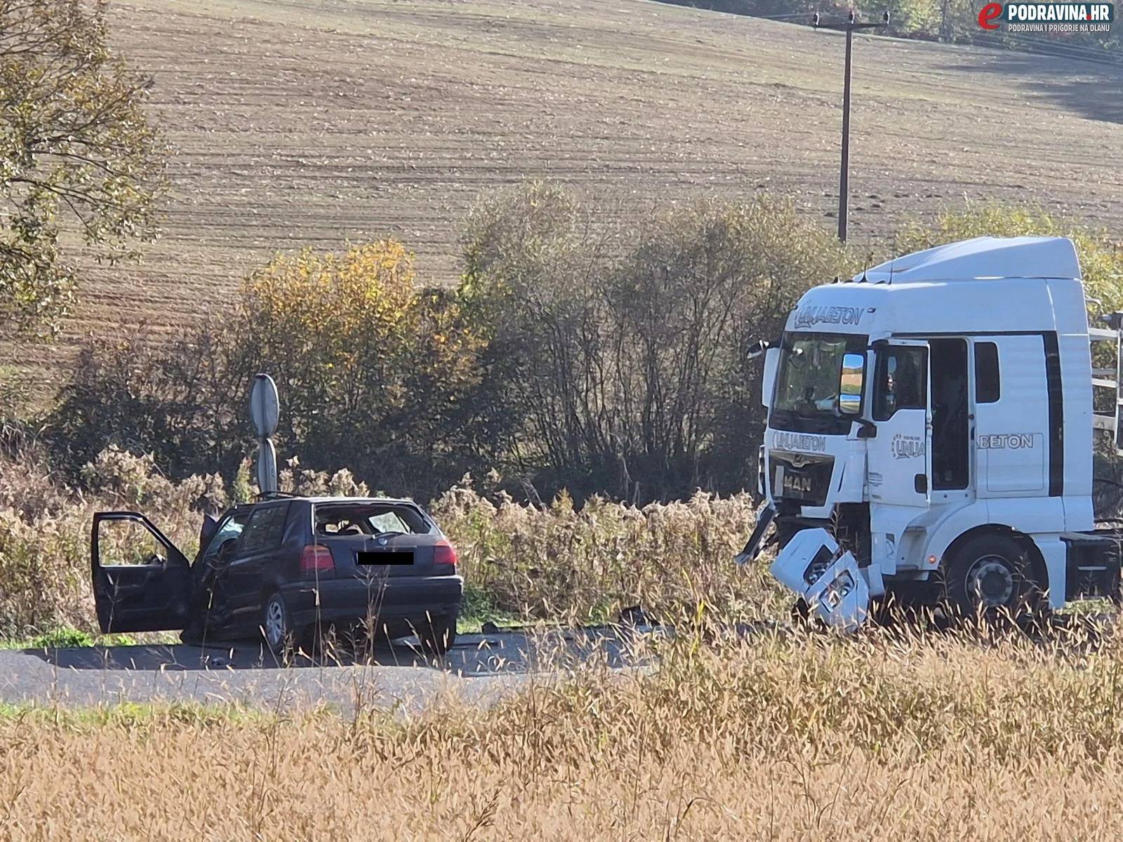 Užas kod Đurđevca: Vozač auta poginuo u sudaru s kamionom