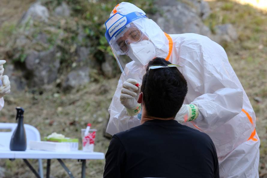 Opatija: Građani se mogu testirati na koronavirus u šatoru postavljenom kod Doma zdravlja