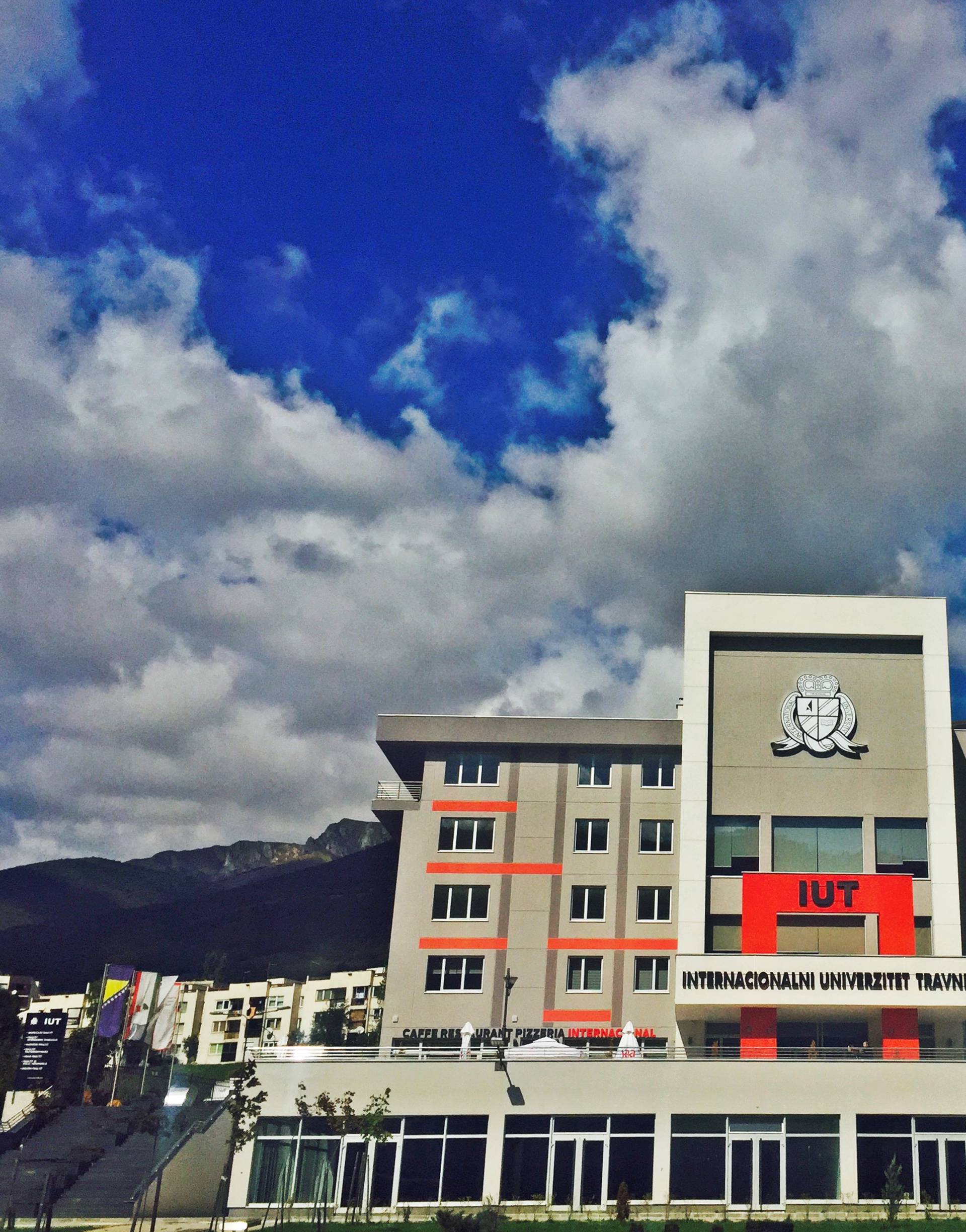 Internacionalni Univerzitet Travnik u Travniku