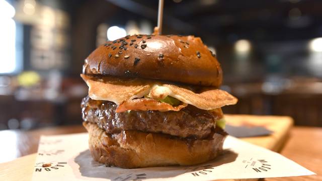 Za prste polizati: Otkrili smo tajnu našeg najboljeg burgera