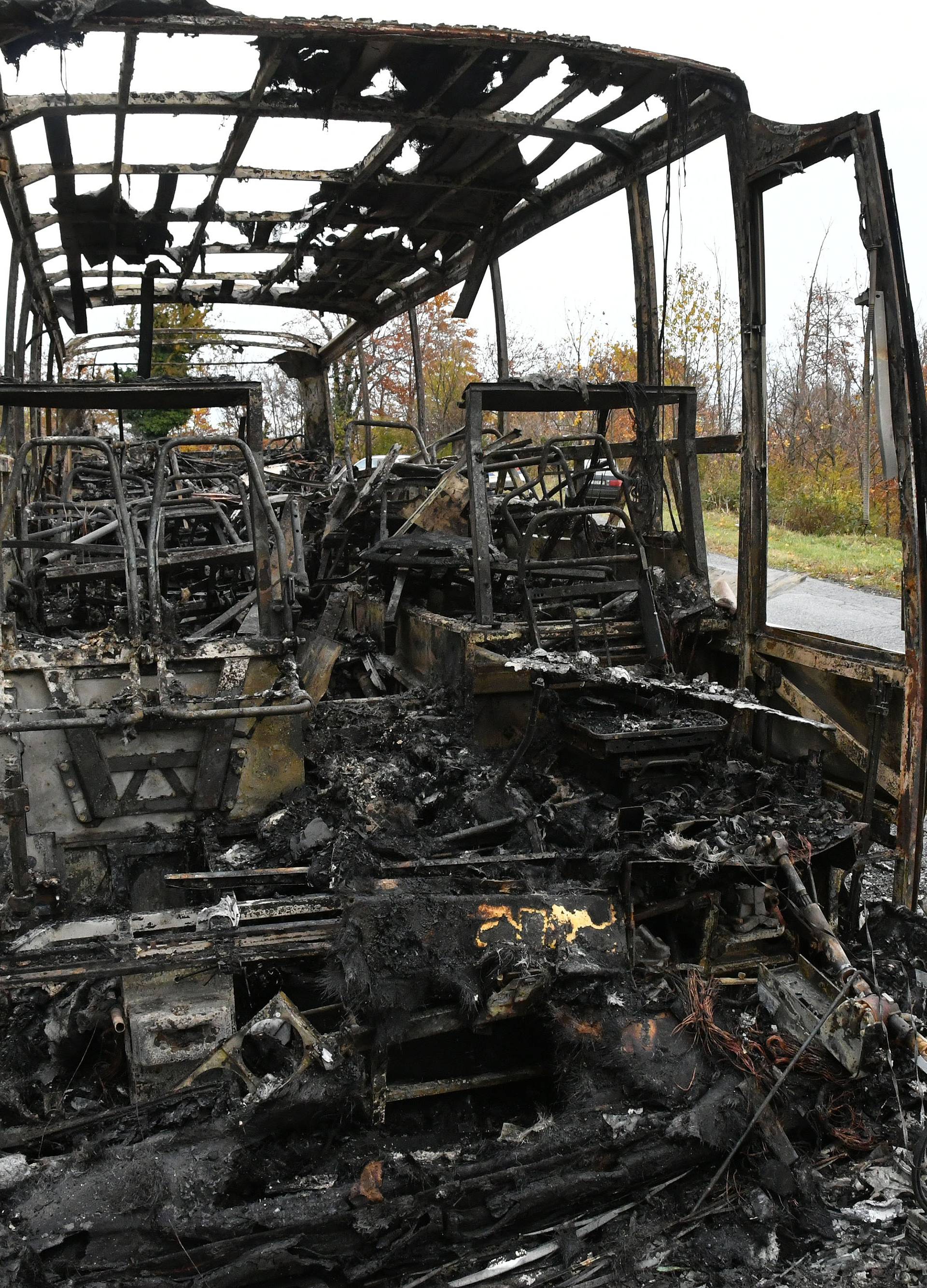 Detalji drame kraj Požege: 'Gle, mama, naš autobus se zapalio'