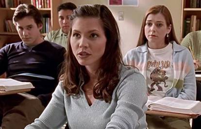 Zvijezda serije 'Buffy, ubojica vampira' optužila je redatelja Jossa Whedona za zlostavljanje