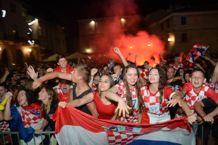 Idemo u finale! Ludnica na ulicama, cijela Hrvatska gori