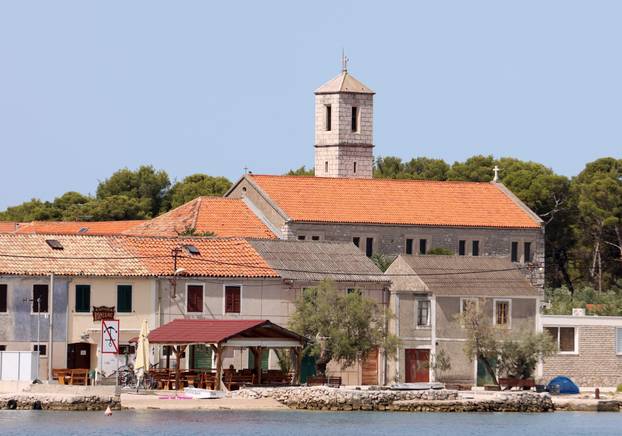 FOTO Krapanj je najniži i najmanji naseljeni hrvatski otok na Jadranu