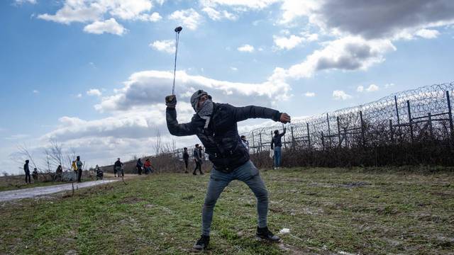 Migrants at the Greek-Turkish border