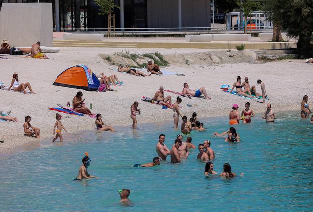 Split: Započelo je ljeto visokih temperatura