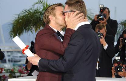 Osvojio Zlatnu palmu pa dobio sočan poljubac od R. Goslinga 
