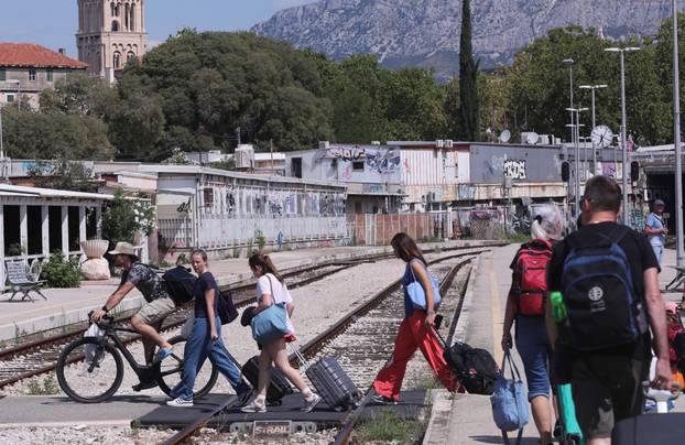 Split: Vlak iz Bratislave stigao je pun turista koji idu na Ultru 