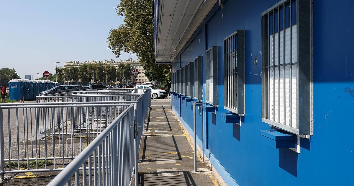 Dinamo prodaje ulaznice za Spartu Prag, a oko stadiona nema nikoga