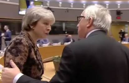 Theresa ljuta na Junckera: Kako si me to nazvao jučer?
