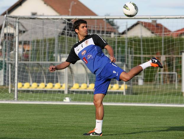Rio de Janeiro: 25.02.1983. ro?en Eduardo da Silva