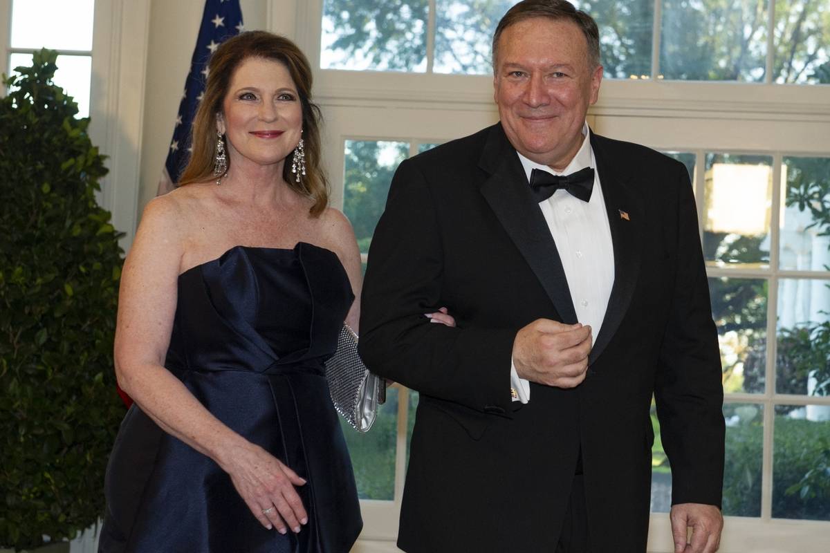 Bračni par Pompeo preko 100 puta koristio je osoblje State Departmenta u privatne svrhe