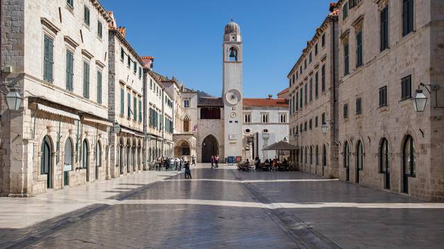 Uklonjen spomenik braniteljima Dubrovnika: 'Nisu me ni zvali'