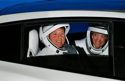 Pratite uživo: Četiri astronauta poletjet će na svemirsku postaju
