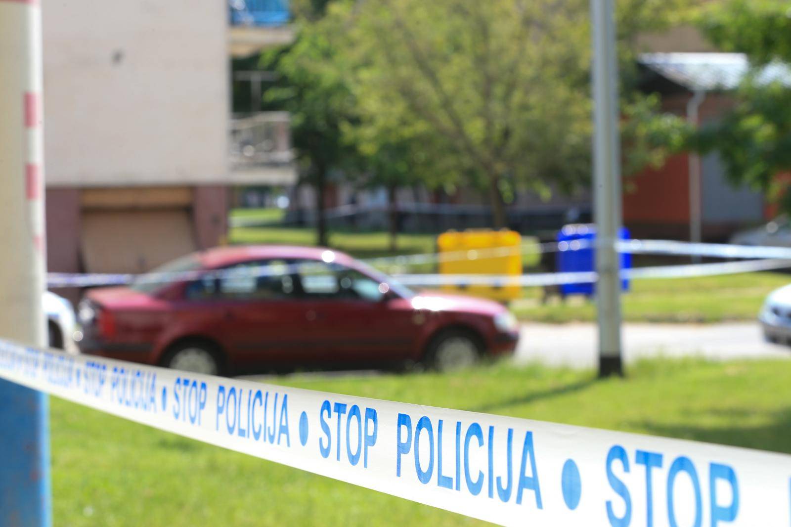 Vinkovci: Policijski oÄevid nakon snaÅ¾ne detonacije ispod balkona stambene zgrade